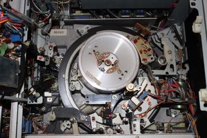 Sony VO-5630 image 8